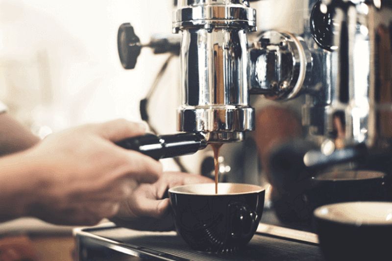 STEBUC : La capacité d’utiliser une machine à espresso à la maison